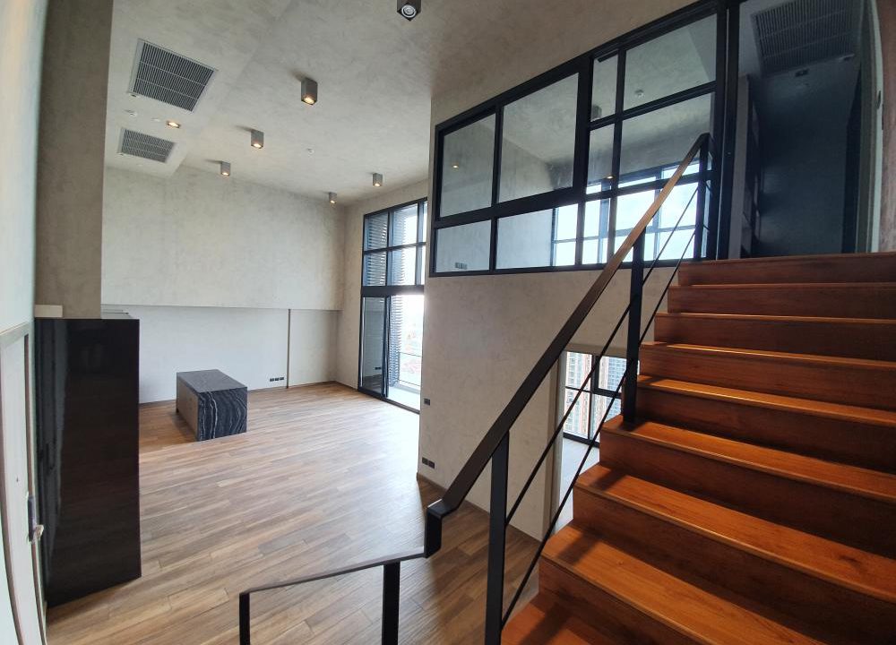 Lofts Asoke Duplex Penthouse flr41 (9)