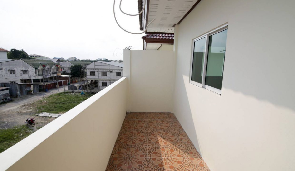 Townhome Ladprao 101 for sale (4)
