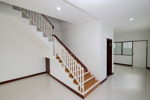 Townhome Ladprao 101 for sale (9)