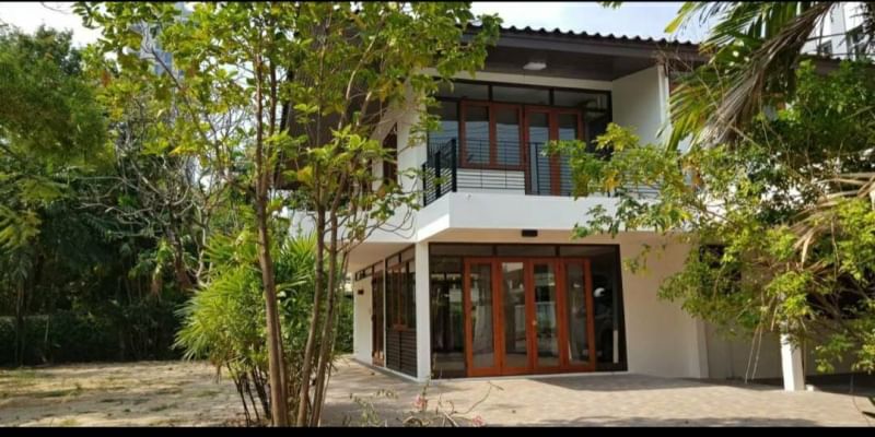 Beautiful Newly Renovated single house for rent in Nanglinjee,Yennakart Sathorn (1)