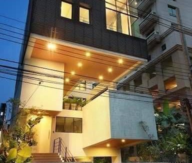 Detached Home in Ploenchit Area (1)