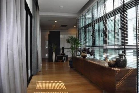 Detached Home in Ploenchit Area (5)
