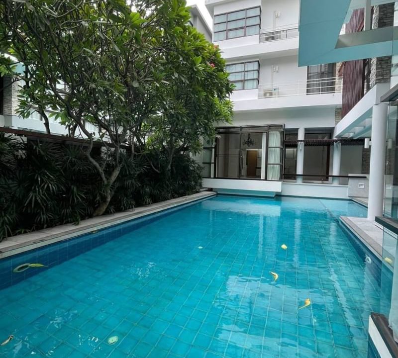 House With Private Swimming  Pool in Thonglor (2-1)