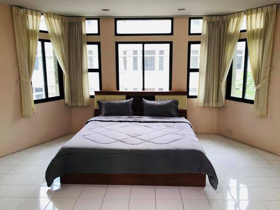 TOWNHOME & OFFICE ASOKE-PHROM PHONG (8)