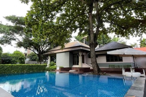 Villa House In Thonglor with Private Pool (7)