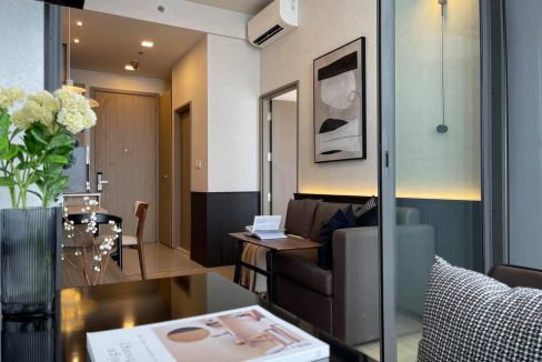 Centric Ratchayothin Condo for rent (3)