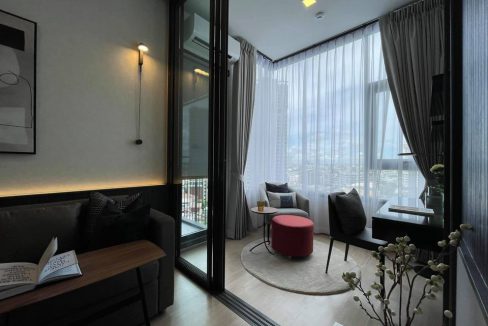 Centric Ratchayothin Condo for rent (4)