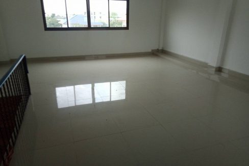 Detached House For Rent (5)